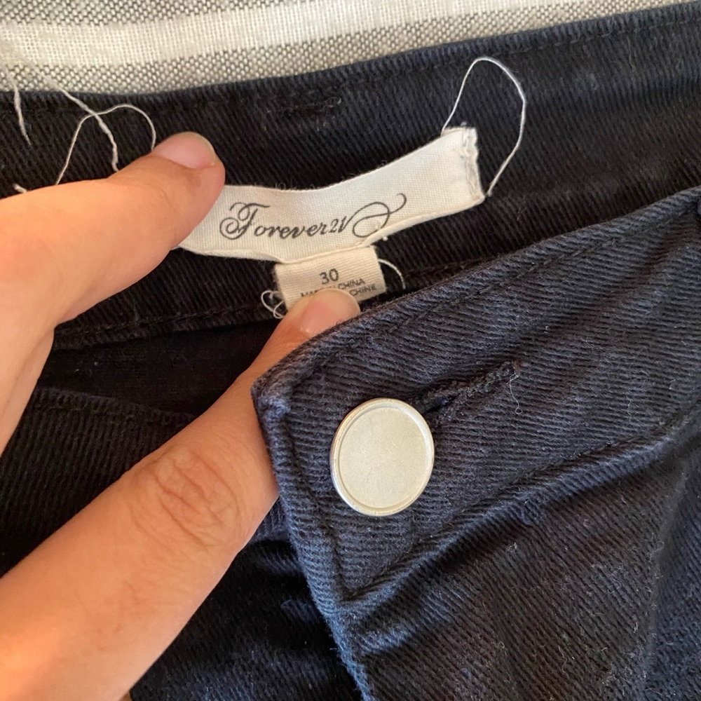 3 shorts size 11 juniors - Picture 6 of 9